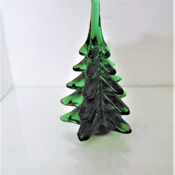 LAST MARKDOWN HANDMADE IMPORTED Beautiful crystal green glass tree. 5" - Picture 3 of 7